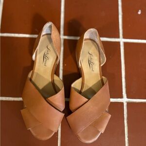 Lucky Brand Women's Brown Cross-Strap Sandals